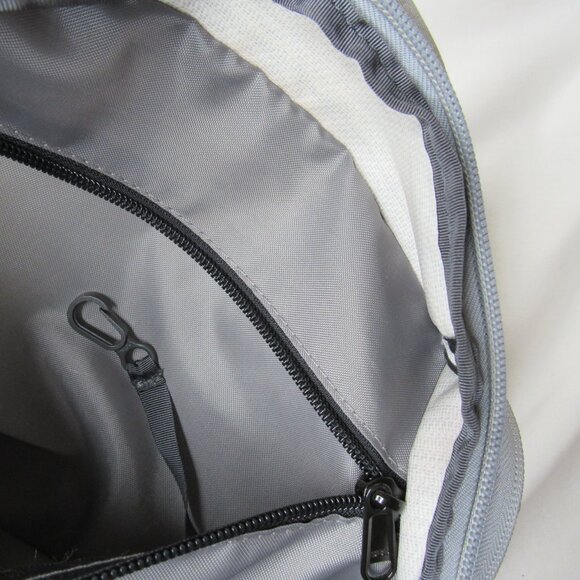 The North Face Vault Backpack Metallic Gray White Women\'s main image 5